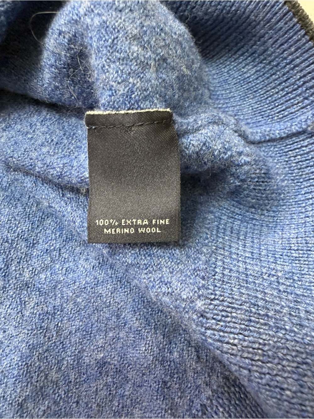 Hart Schaffner Marx 100% Extra Fine Merino Wool Royal Blue Half-Zip V-Neck - Picture 6 of 7
